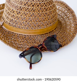 sunprotection objects sunglasses and hat