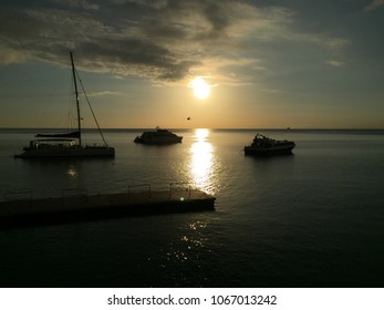 Sunrise in Panamá