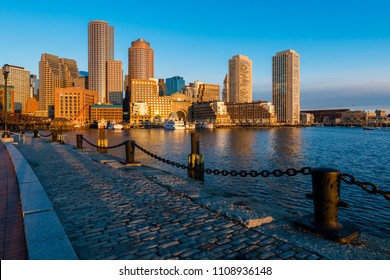 190 Boston Harborwalk Images, Stock Photos & Vectors 