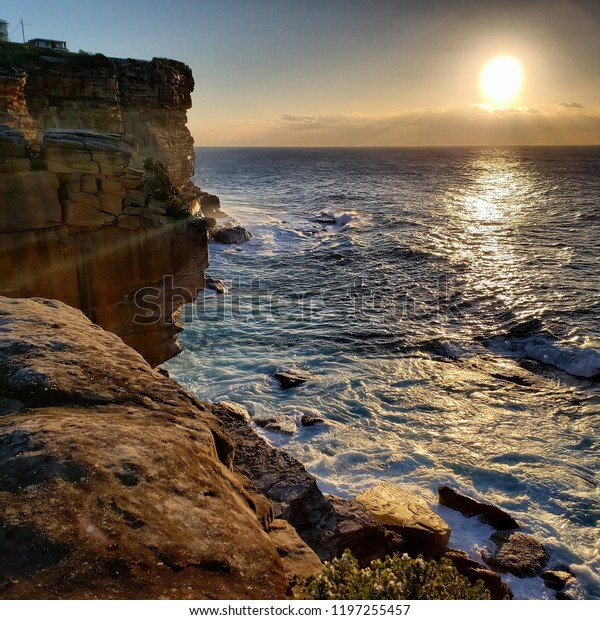 Sunrise Diamond Bay Lookout Point Sydney Stock Photo Edit Now