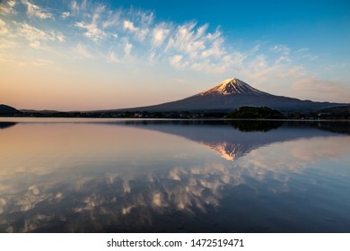 Sunrise Front Mount Fuji Lake Reflection Stock Photo 1472519471 ...