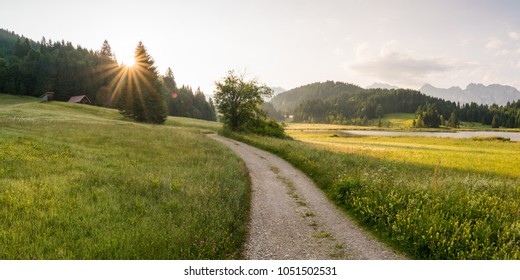 Sunrise at lake Geroldsee in the Alps of Bavaria