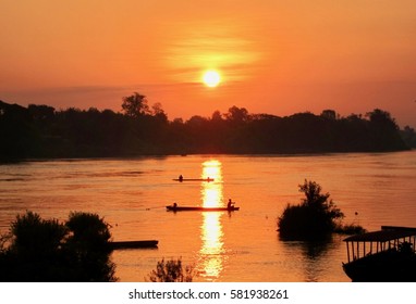 Sunrise on the Mekong River (4000 Islands, Don Det, Laos)