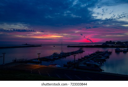 Sunrise Over Marina Oswego Ny Stock Photo 723333844 