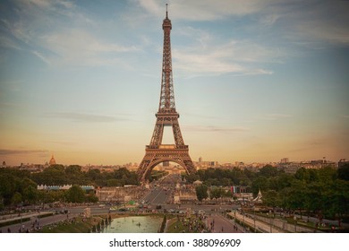 Sunrise in Paris, with the Eiffel Tower