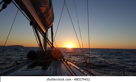 43,452 Sailing ship sunrise Images, Stock Photos & Vectors | Shutterstock