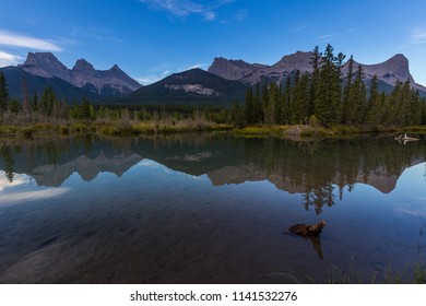 68 Mount Lawrence Grassi Images, Stock Photos & Vectors | Shutterstock