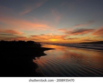 Sunset Along The Kapiti Coast New Zealand