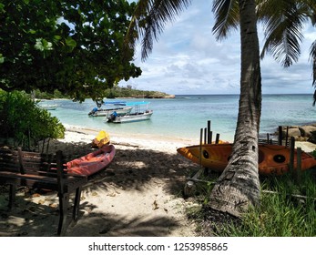 Sunset Beach At Barefoot Manta Island Resort In Fiji