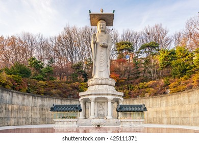 Sunset at Bongeunsa temple of downtown skyline in Seoul City, South Korea.