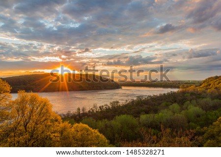 Sunset at breezyview overlook in Columbia Pennsylvania, overlooking the susquehanna river