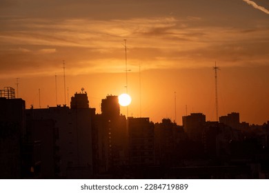 Sunset buenOSaires city bulding canon