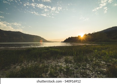 Sunset In The Columbia River Gorge In Washington State, USA.