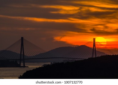 Sunset at famous bridge