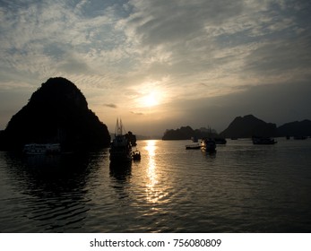 Sunset in the halong bay