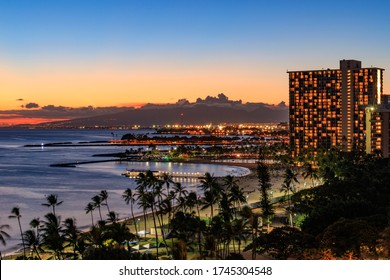 Sunset With Hilton Hawaiian Village