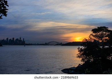 Sunset And Night In Sydney, Silhouette