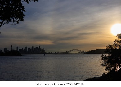 Sunset And Night In Sydney, Silhouette