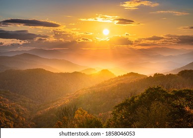 Sunset On The Blue Ridge Parkway
This Was Taken On The Blue Ridge Parkway Close To Maggie Valley.
The Blue Ridge Parkway an immensely popular destination for trips to see the leaves change in Autumn.
 - Powered by Shutterstock