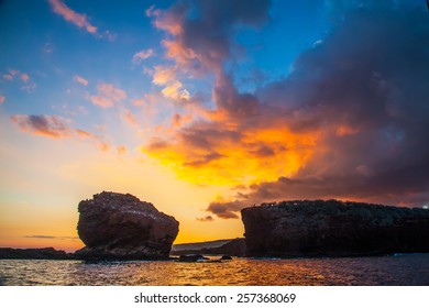 Sunset On Lanai Hawaii.  Sweetheart Rock.  Puu Pehe.