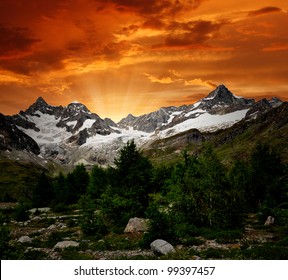 sunset on the Ober Gabelhorn - Swiss Alps