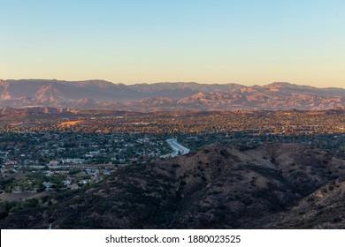 Sunset Over The Conejo Valley, California And The 101 Freeway.