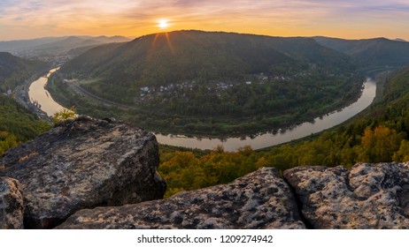 Sunset over the Elbe Canyon