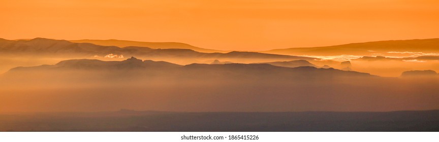 宝の山 の画像 写真素材 ベクター画像 Shutterstock