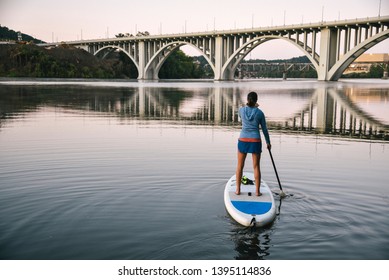 Sunset Paddling On The Tennessee River In Knoxville 