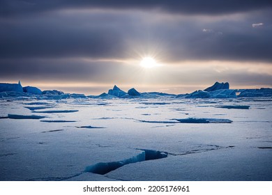 Sunset In The Polar Region. 3d Rendering