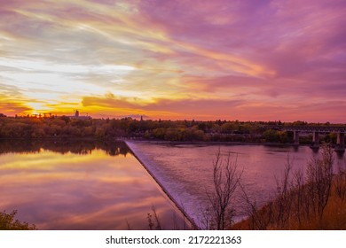 Sunset At River Weir In Saskatoon City