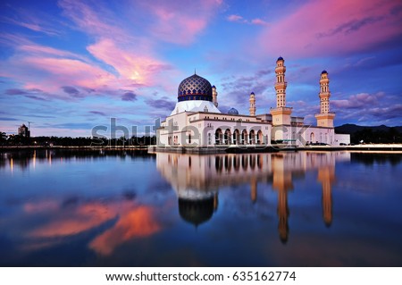 Sunset Scenery Kota  Kinabalu City Mosque Stock Photo Edit 