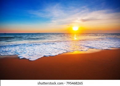 Sonnenuntergang und Meer