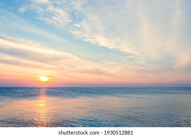 Sunset Sea Sky over Horizon sun dawn Ocean beach in the Evening, Morning sunrise sky with colorful clouds Yellow, Orange sunlight, Dusk Summer Sky Background 