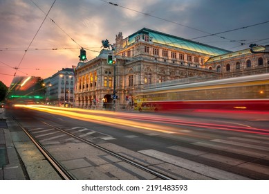 Sunset at Vienna Operahouse, Austria