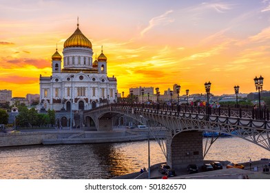 Sunset view of Moscow Cathedral of Christ the Savior in Moscow, Russia. Moscow river and patriarchal bridge in Moscow, Russia. Moscow architecture and landmark, Moscow cityscape