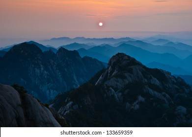 sunsets,mountain