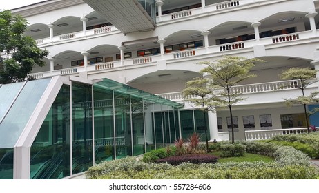 Sunway University, Malaysia - 16 January 2017: A University Based In Bandar Sunway, Selangor. It Has A 10 Hectare Campus Comprising Academic And Residential Blocks Adjacent To The Sunway Lagoon.