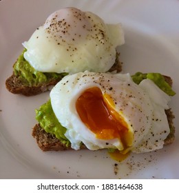 Super Food: Fresh Organic Poached Eggs On Avocado And Brown Soda Bread...