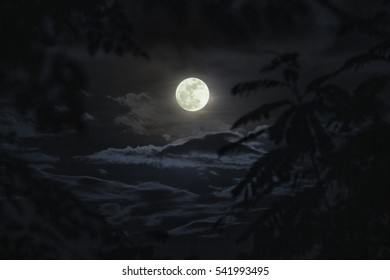 Super full moon