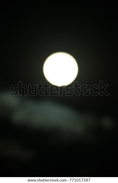 Super full moon in\
blur version, Thailand.