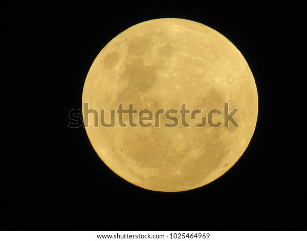 super yellow moon