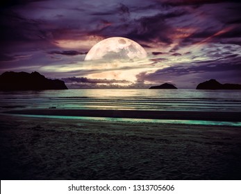 10,885 Full Moon Beach Images, Stock Photos & Vectors | Shutterstock