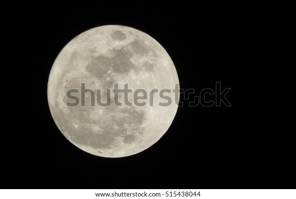 Super\
moon,Full moon,At 14 November\
2016,Thailand