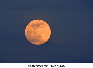 Super Pink Moon April 2020