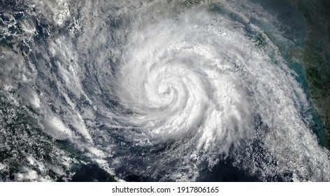 Super typhon, tempête tropicale, cyclone, ouragan, tornade, au-dessus de l'océan. Arrière-plan météo. Typhon, tempête, tempête de verglas, tempête de verglas, gale se déplace vers le sol.  Éléments de cette image fournis par la NASA.