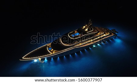 Super yacht Anchored in The Bahamian Shallow Sands