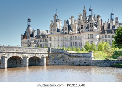 The superb Château de Chambord in France 