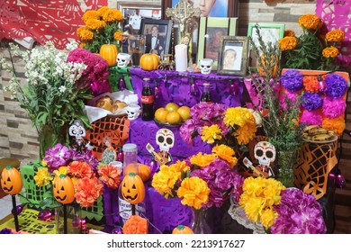 30 Altar Mexicano Images, Stock Photos & Vectors | Shutterstock