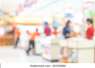 Supermarket Store Blur Background ,Cashier Counter With Customer